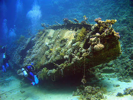 Sous les mers